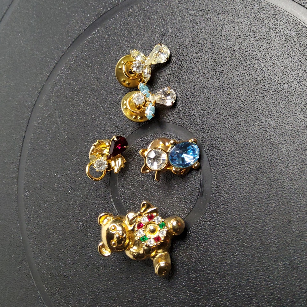 Animals and Angeles pins goldtone and rhinestone - Picture 3 of 8